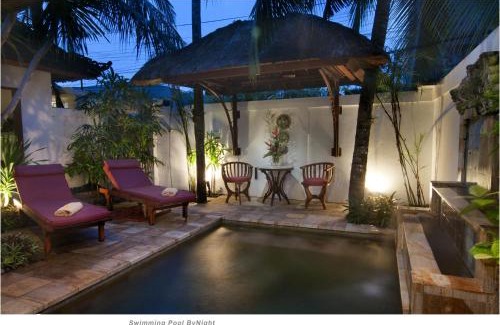 Sunset Road Villa | 2BR Villa Senin - Minggu Villas Seminyak