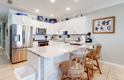Orange Beach East Condo | 2nd-floor Gulf front condo w/private balcony, views, on-site outdoor pool, grill