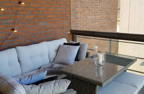 Kamppi Apartment | 2ndhomes Deluxe Kamppi Center Apartment with Sauna & Balcony