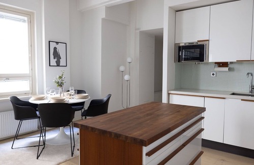Helsinki City Centre Apartment | 2ndhomes Gorgeous Courtyard Home w Sauna