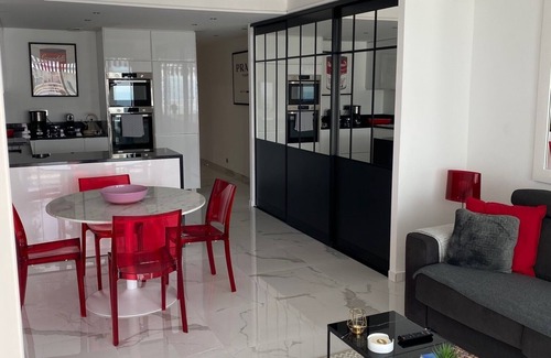 Juan-les-Pins Apartment | 2P Luxe Neuf Dernier Étage Front mer Juan les Pins Classé 4 Étoiles