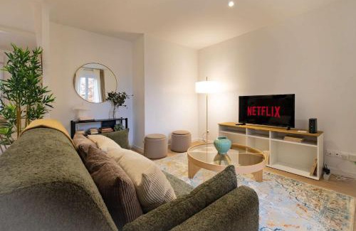 Saint-Denis Apartment | 2P moderne proche Paris 4 pers