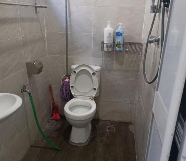 Kuala Lumpur House | 3号房有厕所厨房冰箱洗衣机