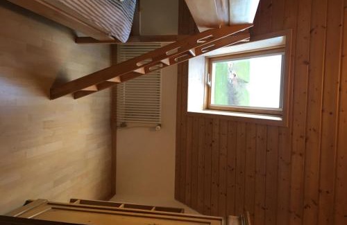 Rueggisberg Apartment | 3,5 Zimmerferienwohnung Schwalbenäscht Rüeggisberg