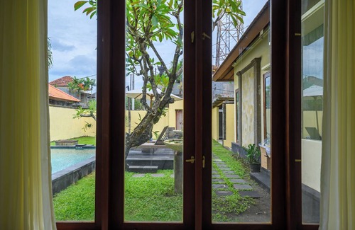 Sanur Kauh Villa | 3 Bdr Lucky Lily Villa – Private Pool & Huge Lawn