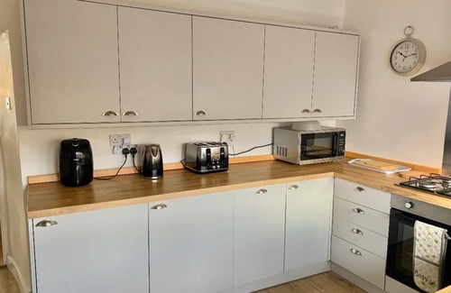 Treharris Cottage | 3 Bed Cottage nr Bike Park Wales/PenyFan/Brecon