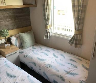 Watchet Resort | 3 bed presitage caravan Doniford Bay