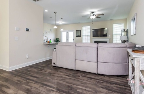Saxapahaw House | 3 bedroom, 2 bathroom home near UNC