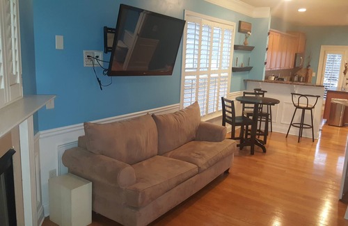 Atlantic Station Area House | 3 Bedroom/3.5 Bath Home in Atlantic Station