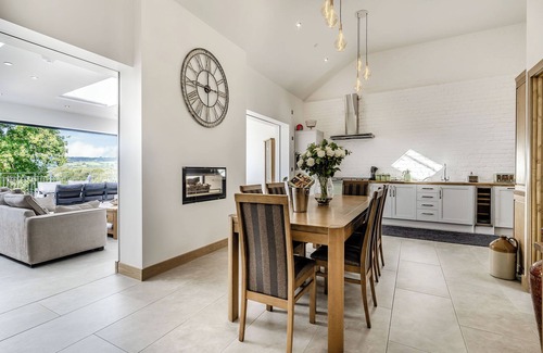 Pont Yates Cottage | 3 bedroom accommodation in Pontyates