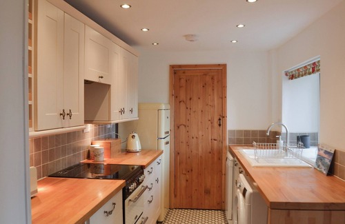 Peak District Cottage | 3 bedroom accommodation in Bradwell