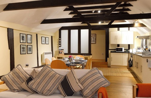 Battle Cottage | 3 bedroom accommodation in Ninfield, near Battle
