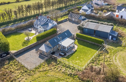 Haverfordwest Cottage | 3 bedroom accommodation in St Davids