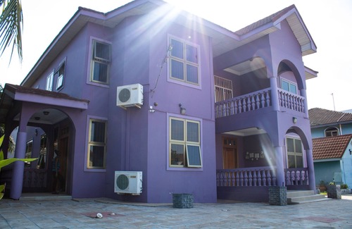 Oyarifa Apartment | 3-bedroom apartment in charming Oyarifa with WiFi, AC
