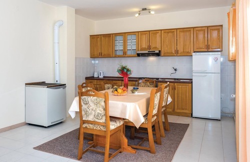 Gradina House | 3 bedroom awesome home in Lozovac