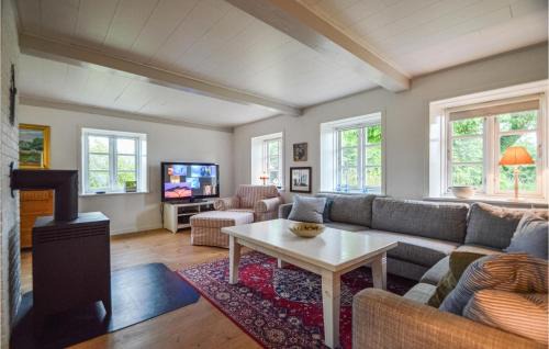 Hjerpsted House | 3 Bedroom Awesome Home In Højer