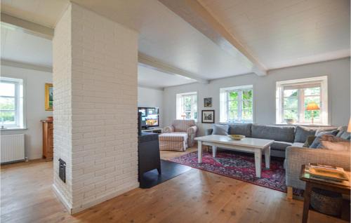 Hjerpsted House | 3 Bedroom Awesome Home In Højer