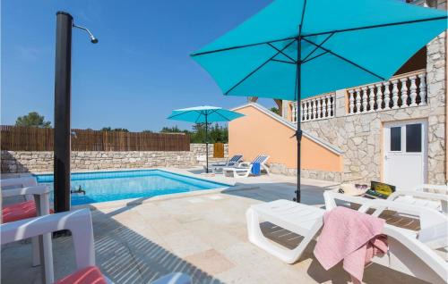 Vinez House | 3 Bedroom Awesome Home In Labin