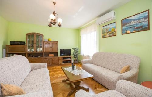 Vinez House | 3 Bedroom Awesome Home In Labin