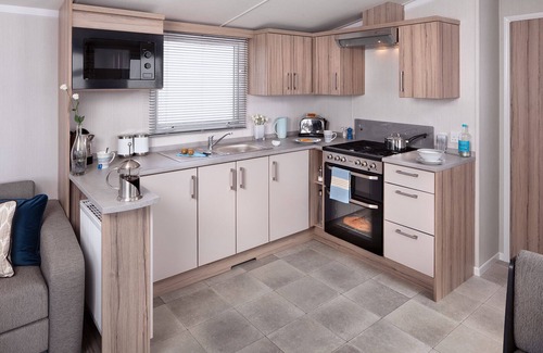 Dunbar House | 3 Bedroom Caravan Swift Liore 2022