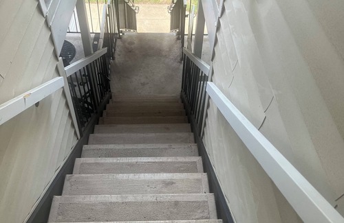 Lake Arbor Condo | 3-bedroom condo in charming Bowie with AC