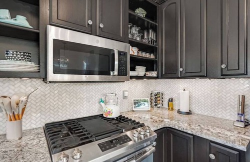 Laguna Beach Estates Cottage | 3-bedroom cottage in awesome Panama City Beach with WiFi, AC
