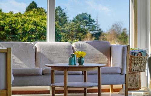 Faarevejle House | 3 Bedroom Cozy Home In Fårevejle