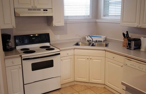 Timberlea Apartment | 3 Bedroom Furnished Apartment suitable for Company Staff with Large Yard Space