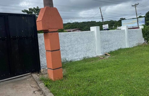 Port Maria House | 3 bedroom guest house in Trinity !