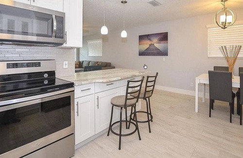 Holland By The Sea House | 3-bedroom house in superb very close to Ormond Beach with AC