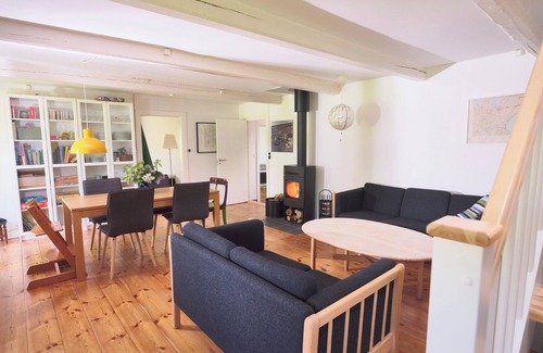 Ringsted Other | 3-bedroom house on a farm with animals