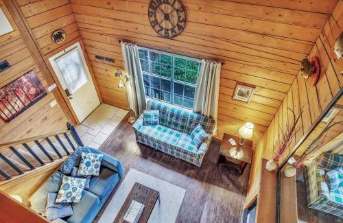 Table Rock Apartment | 3 Bedroom Log Cabin Condo close to Everything!