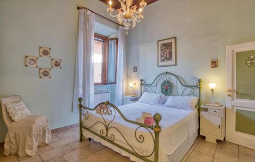 Canino Apartment | 3 Bedroom Lovely Apartment In Canino