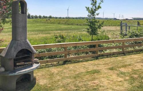 Den Oever House | 3 Bedroom Nice Home In Den Oever