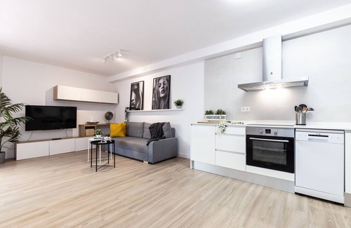 Cambrils Apartment | 3-bedroom renovated in Cambrils in a complex with all amenities. EUROGOLDEN CAMBRILS