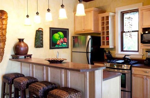 Ocho Rios Cottage | 3 bedroom Seaside Cottage - Pool/Beach/Wifi/Restaurant/House keeping HCG
