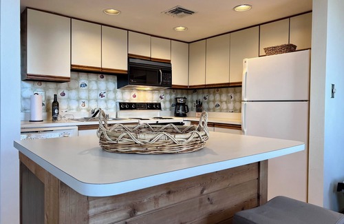 White Condo | 3-bedroom Ski-In/Ski-Out at 7 Springs