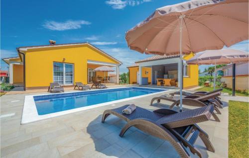 Kapelica House | 3 Bedroom Stunning Home In Labin