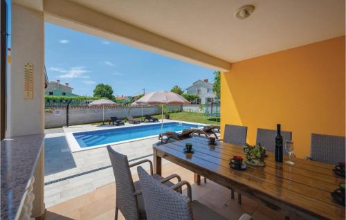 Kapelica House | 3 Bedroom Stunning Home In Labin