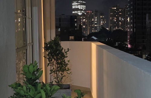 Colombo 04 Apartment | 3-Bedroom Tower, Beach view Colombo