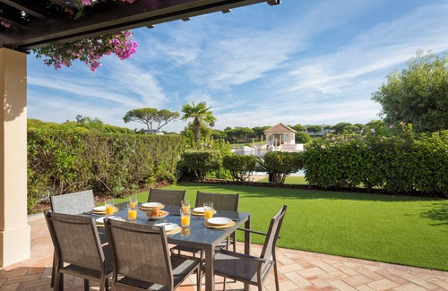 Quinta do Lago Condo | 3 Bedrooms - Cozy and Elegant Apartment in Quinta do Lago Mastic SL21