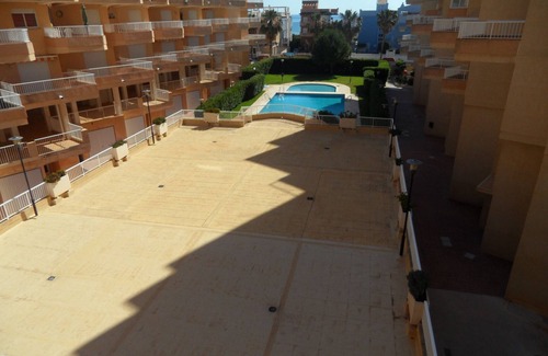 Xeraco Apartment | 3 bedrooms, large blocks, huge terrace, bathroom and toilet, new, functional, garage, pool for qequeños, swimming pool