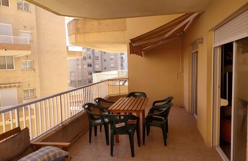 Xeraco Apartment | 3 bedrooms, large blocks, huge terrace, bathroom and toilet, new, functional, garage, pool for qequeños, swimming pool