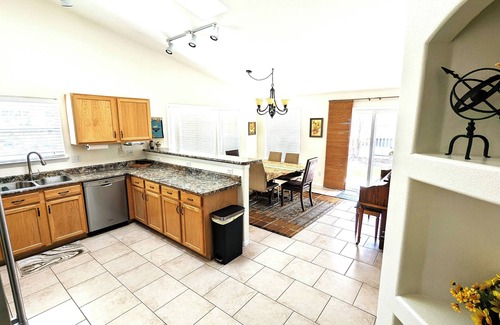 Montrose House | 3-BR, 2 Bath in Beautiful Montrose close to Black Canyon