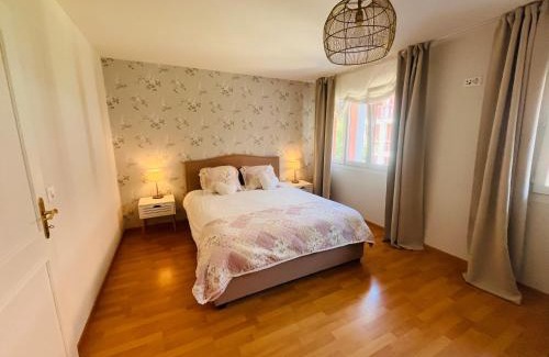 Killwangen Apartment | 3 BR Duplex in Zürich Limattal Garden & Terrace