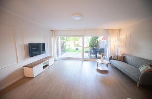 Killwangen Apartment | 3 BR Duplex in Zürich Limattal Garden & Terrace