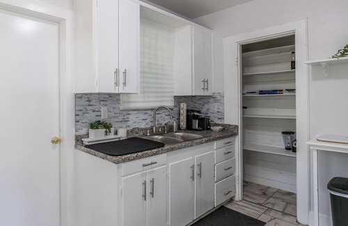 Hillcrest House | 3 BR Hillcrest Home with Fully Fenced Backyard