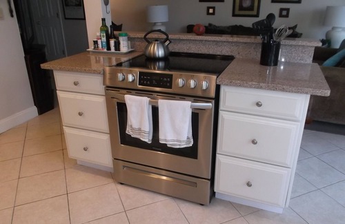 Shipyard Plantation Condo | 3 BR Nearest to Beach on Lagoon with Golf View & 2 Private Decks