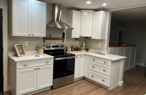 Springfield House | 3 BR, w/garage &1BR set up as home office w/printer