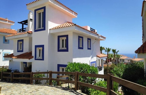 Alcorrin Villa | 3 Floors Villa with Sea & Mountain View